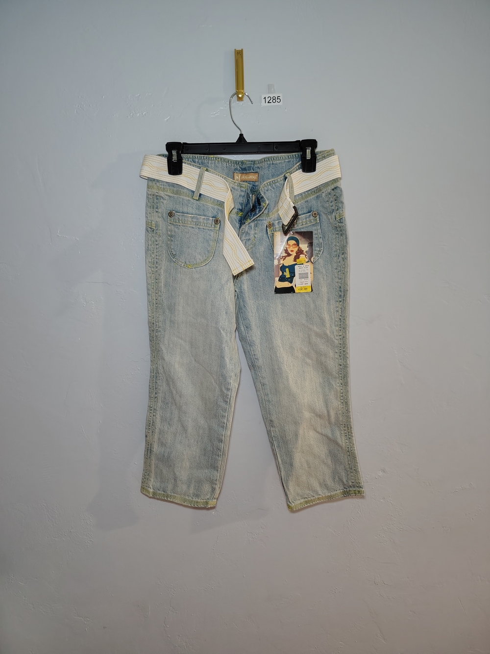 Jou Jou Light Blue Capris with Belt